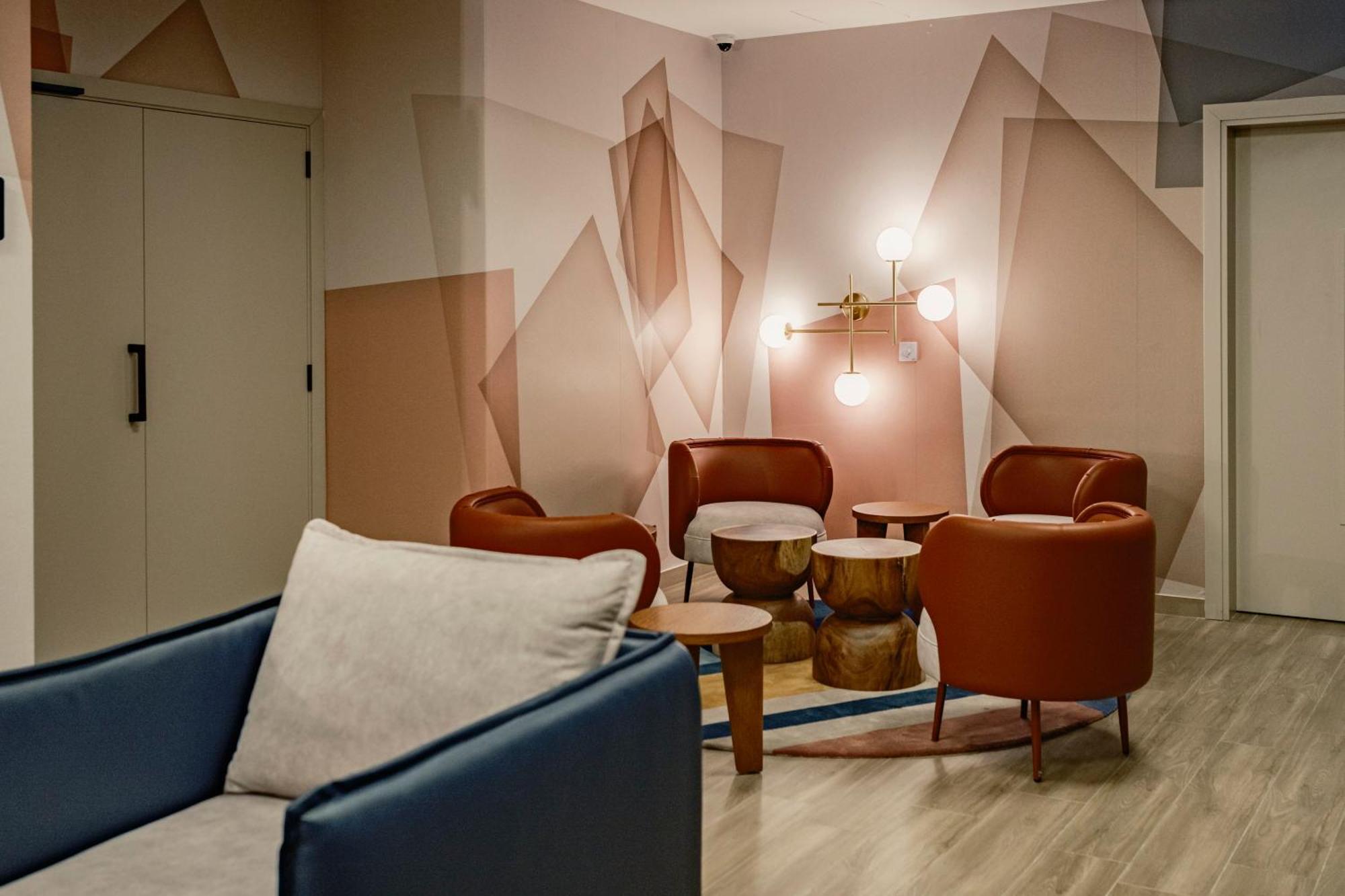 Hyatt Centric Malta Hotel San Ġiljan